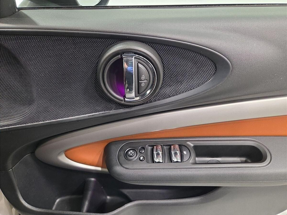 2022 MINI Clubman - image 23