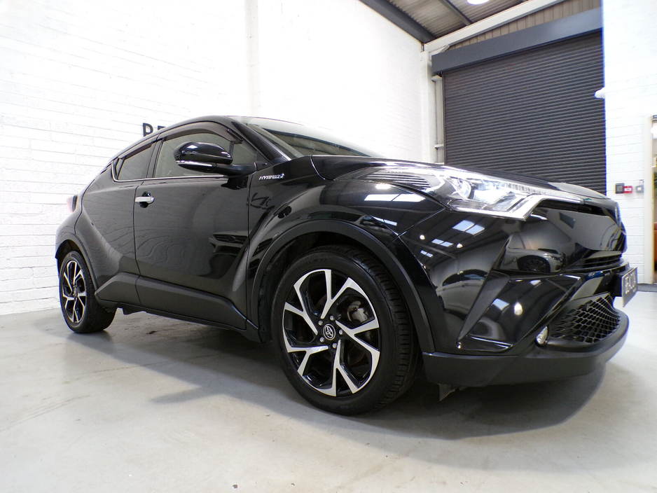 2018 Toyota C-HR 2018*51,000 MILES*HYBRID SPORT TOYOTA C-HR SELF CHARGING 1.8 AUTOMATIC*FANTASTIC CONDITION GREAT ON FUEL, POWER, COMFORT WITH A LOT OF SPACE ALL COMBINED FOR A FANTASTIC DRIVE. CAR COMES WITH FULL SAF €19,900