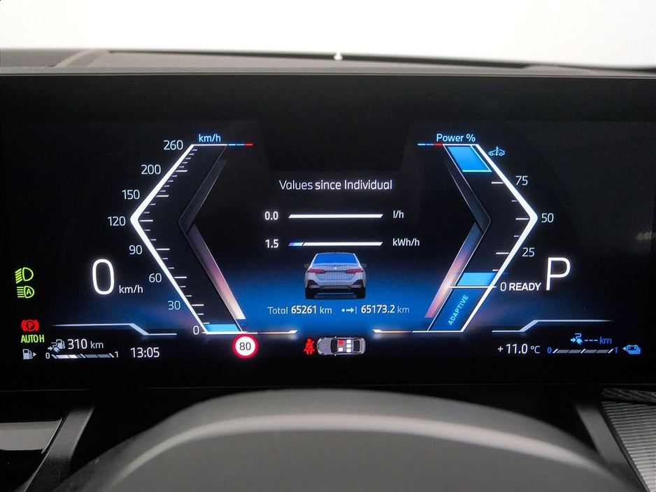 2024 BMW 5 Series - image 9