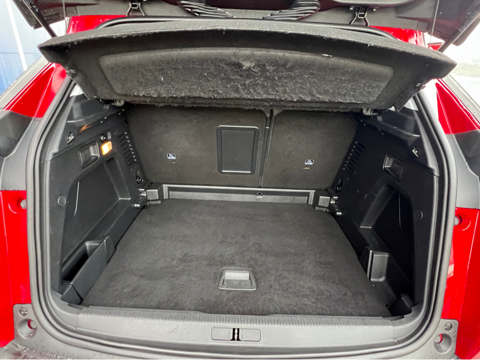 2019 Peugeot 3008 ALLURE 1.5 BLUE HDI 130 6 6.2 4DR €17,900