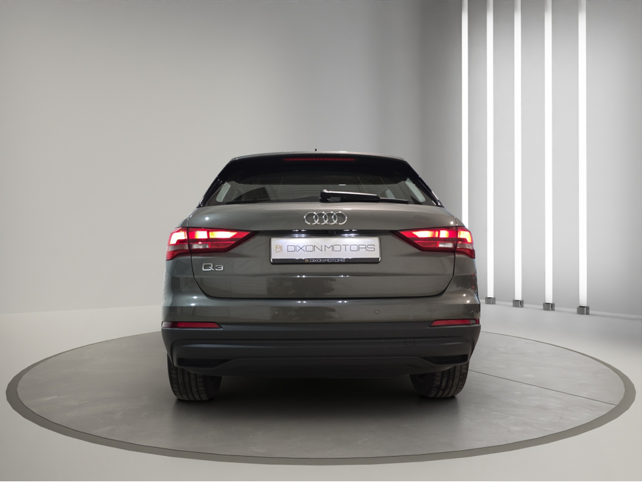 2023 Audi Q3 - image 3