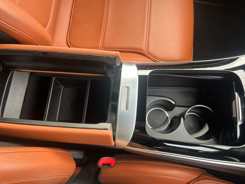 2023 Mercedes-Benz GLC Class - image 20