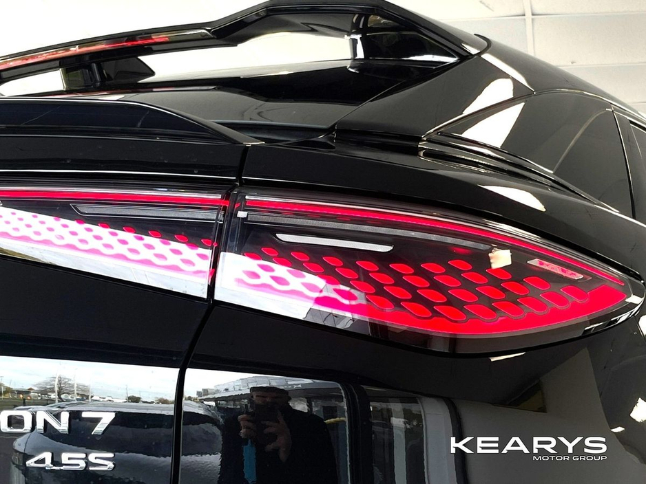 2025 BYD Sealion 7 - image 19