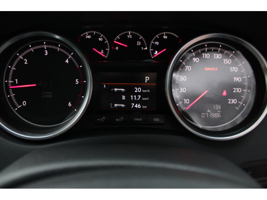 2016 Peugeot 508 - image 12