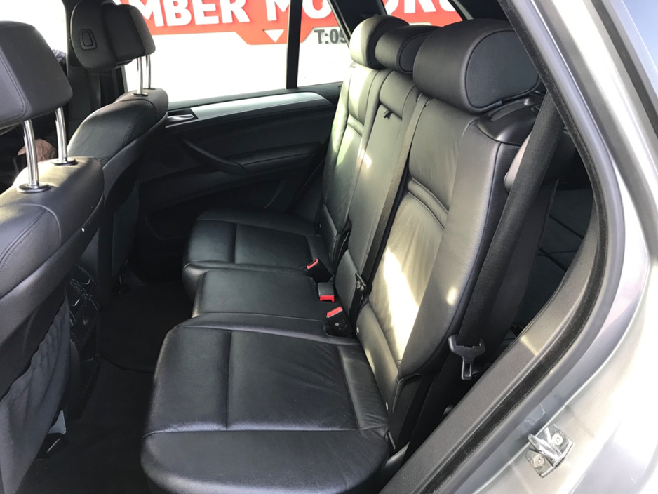 2009 BMW X5 - image 27