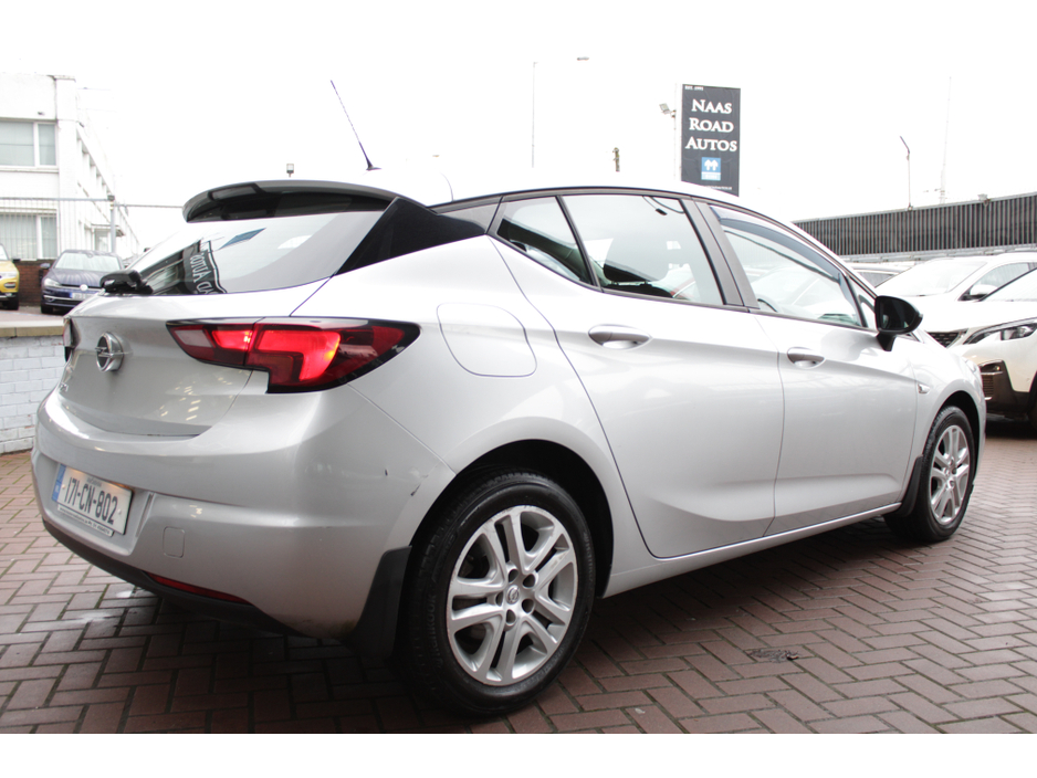2017 Opel Astra 1.4i S EDITION 5DR HATCHBACK //IRISH CAR FROM NEW WITH ONLY 64000 KM'S // BUY WITH CONFIDENCE AA AND SIMI APPROVED DEALER 2026 // FINANCE ARRANGED // ALL TRADE INS WELCOME // €10,950