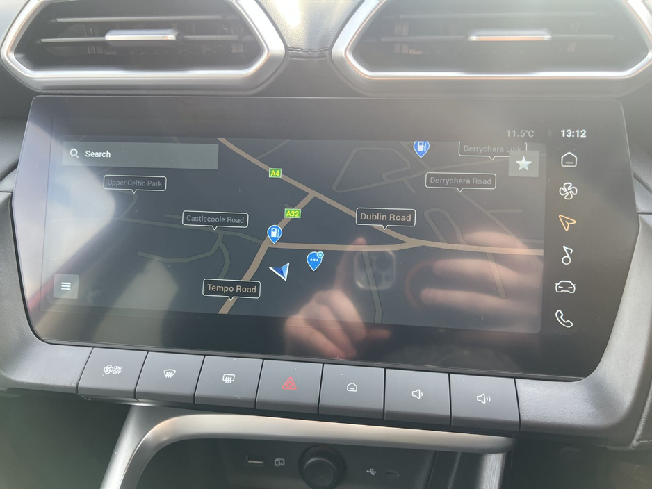 2026 MG ZS TROPHY HYBRID. €27,134