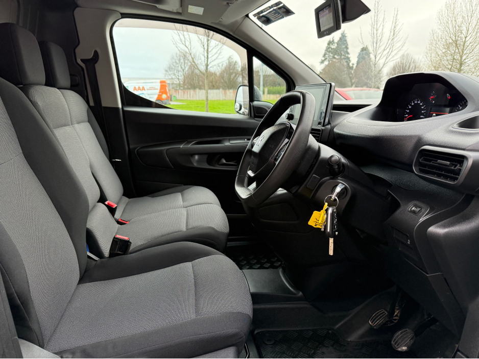 2019 Peugeot Partner PROF PLUS 1.6 HDI FSH €11,950
