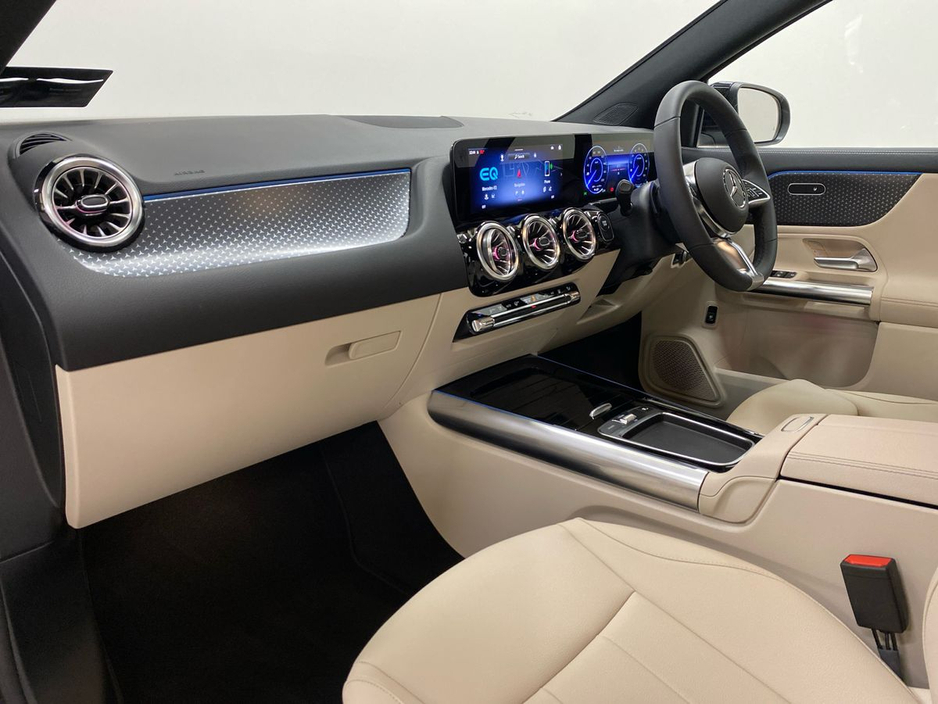 2026 Mercedes-Benz EQA - image 6