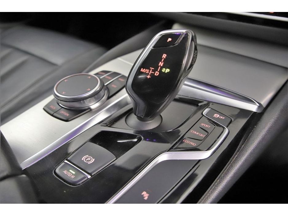 2018 BMW 5 Series 520D SE JC32 *FULL BLACK LEATHER*
