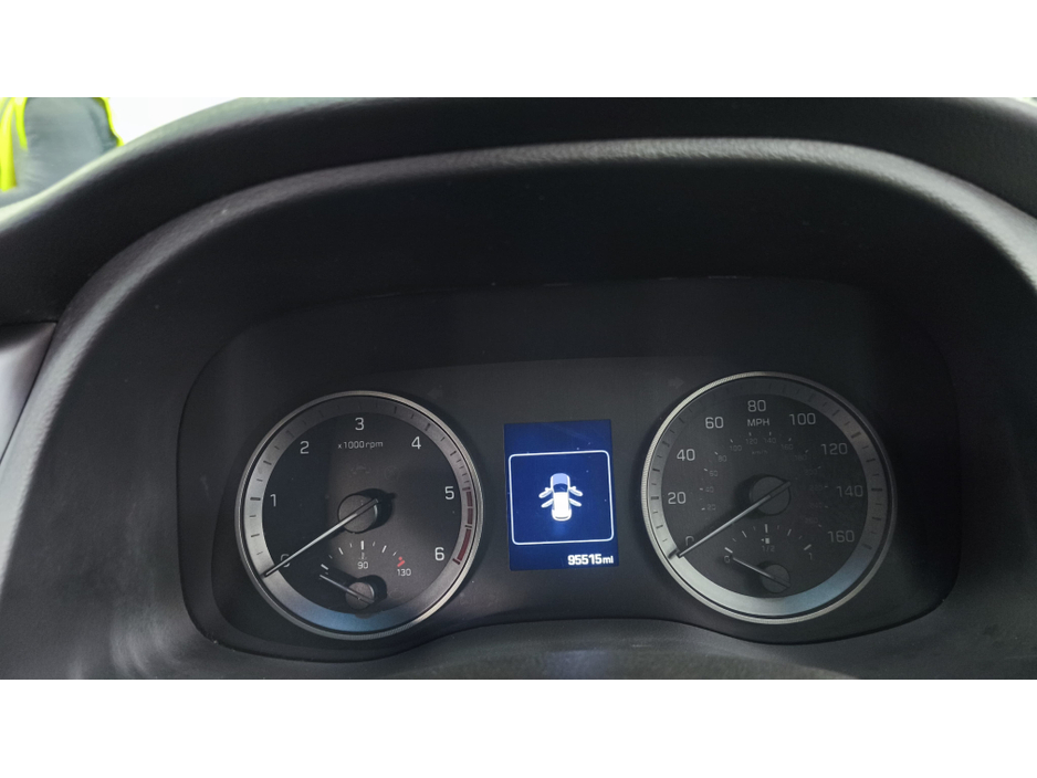 2016 Hyundai Tucson - image 21