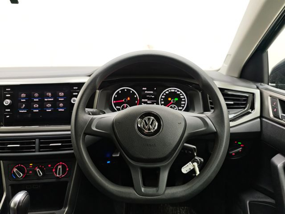 2019 Volkswagen Polo - image 21