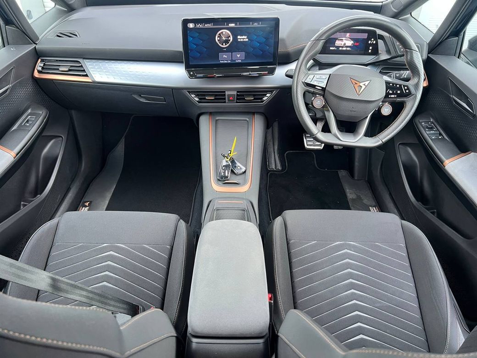 2023 Cupra Born E-BOOST 77 KWH * HUGE SPEC * // PERFORMANCE MODEL // 19" TYPHOON ALLOYS // HEATED SPORT SEATS // CUPRA MODE €24,900