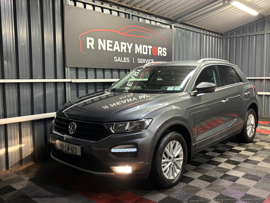 2019 Volkswagen T-Roc 1.6 TDI 115bhp Design €19,950