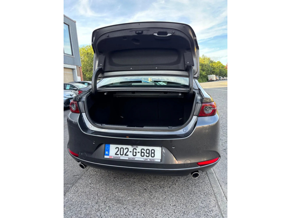 2020 Mazda Mazda3 1.8D 4DR (116ps) GS-L €17,500