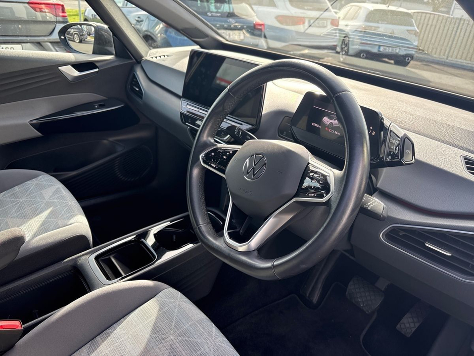 2022 Volkswagen ID.3 - image 6