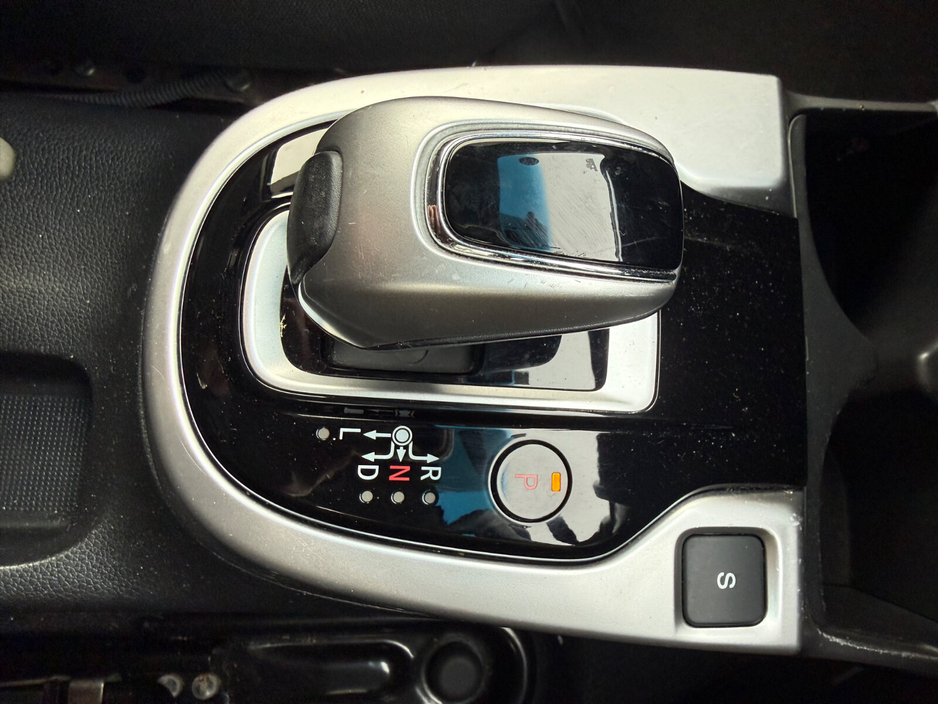 2018 Honda Fit - image 11