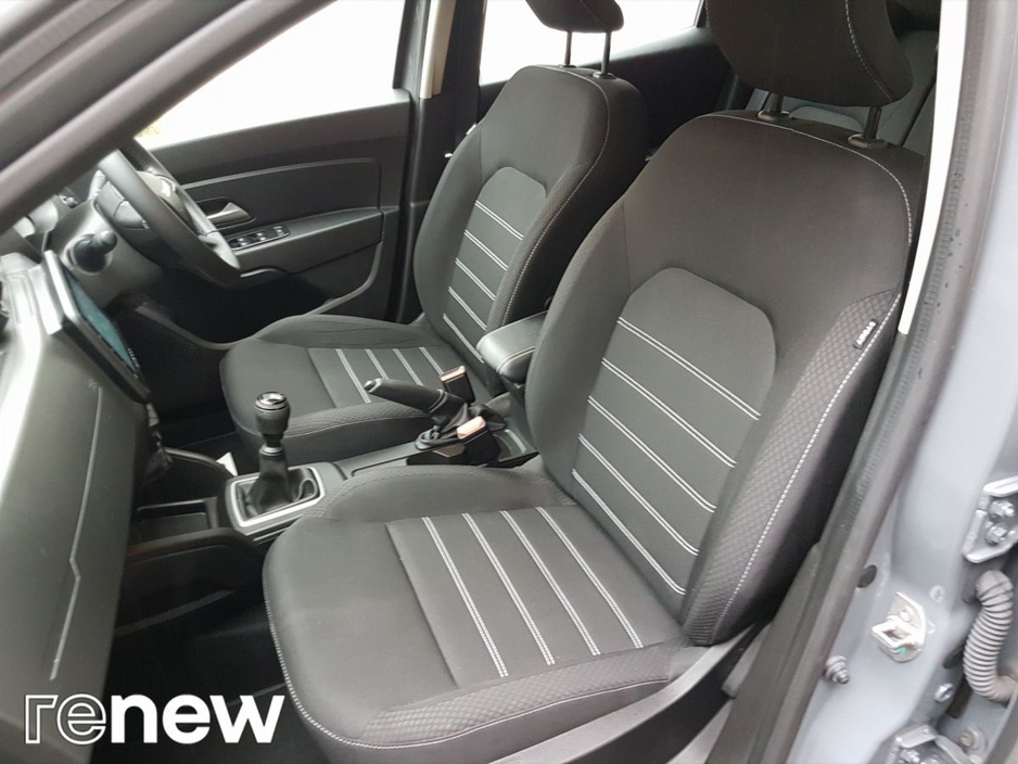 2023 Dacia Duster 1.0 TCe 90 Expression €23,900