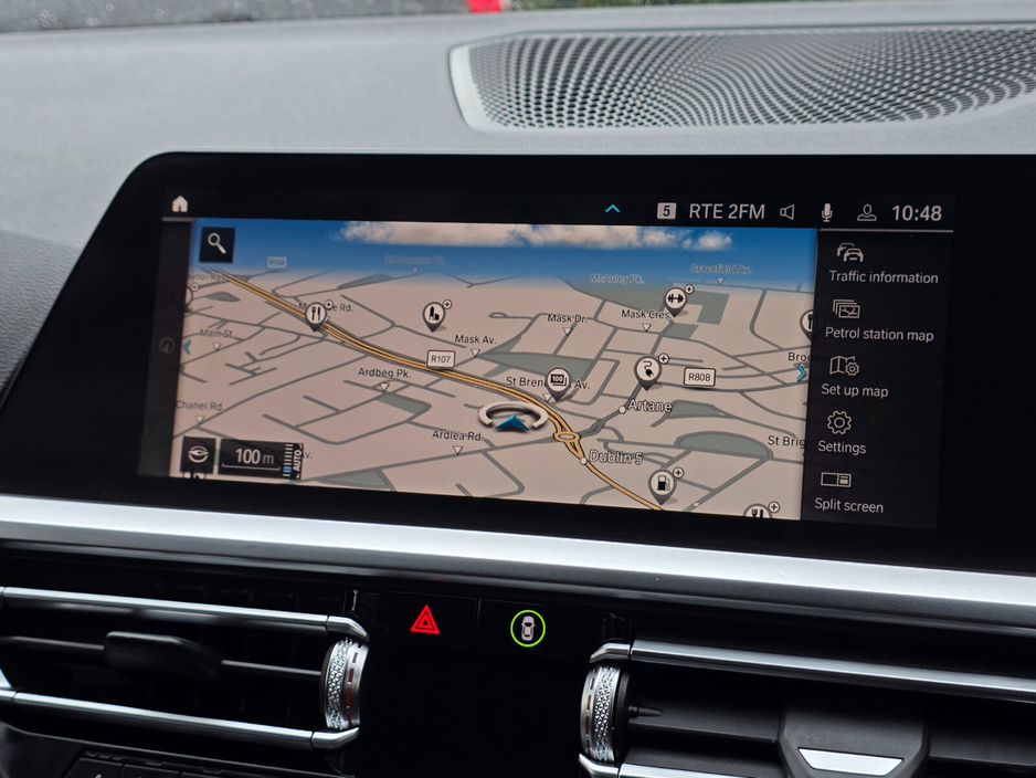 2021 BMW 3 Series - image 29