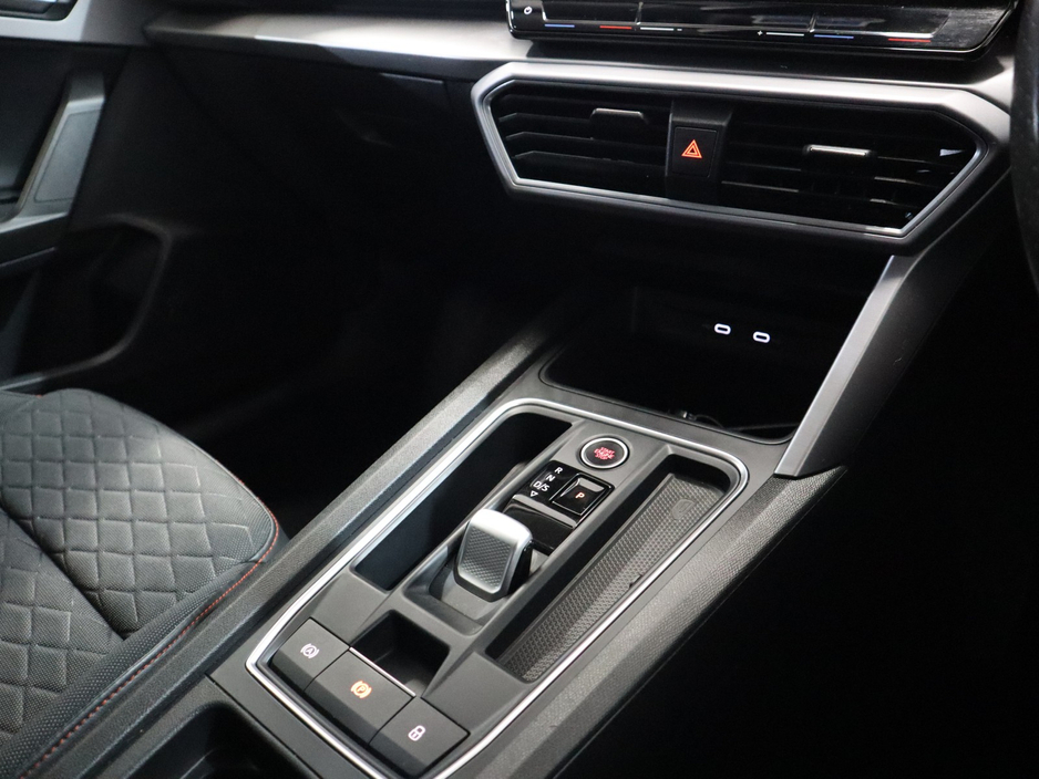 2021 SEAT Leon *64* FR PHEV S-A DSG €18,995