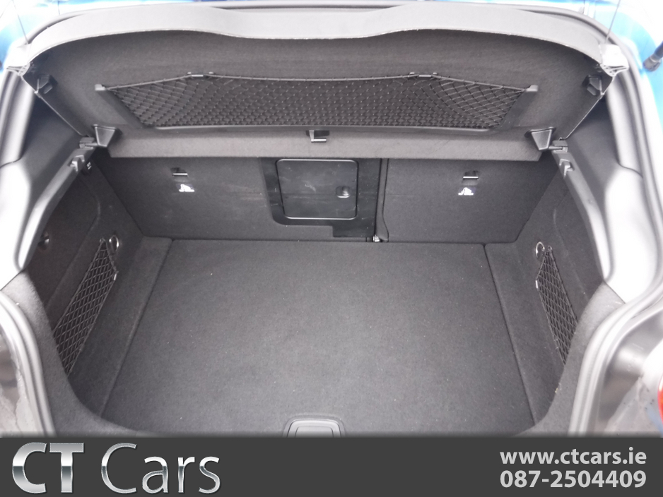 2016 Mercedes-Benz A Class - image 11