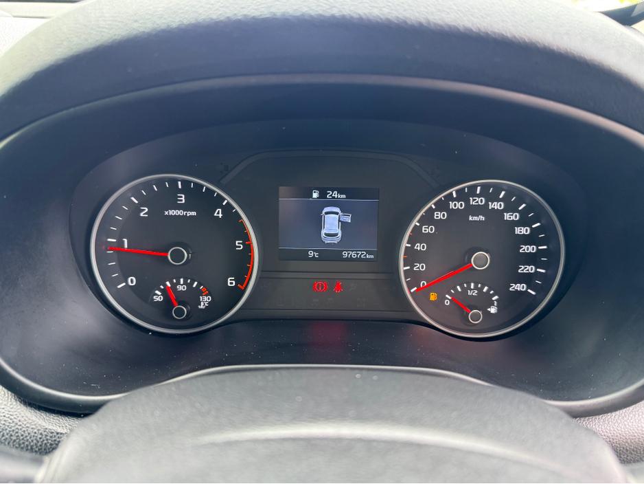 2021 Kia Sportage - image 23