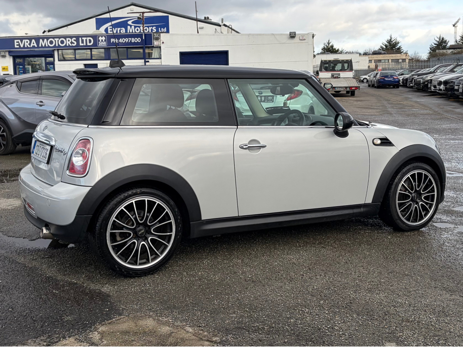 2013 MINI Hatch 2.0 D 3DR AUTO COOPER €7,350