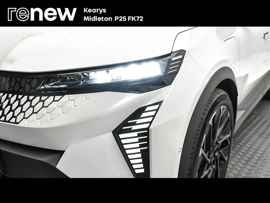 2026 Renault SCENIC E-TECH - image 15