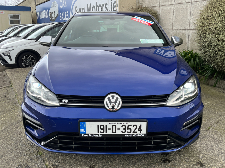 2019 Volkswagen Golf - image 2