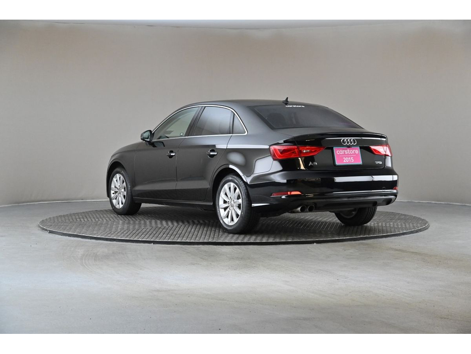 2015 Audi A3 - image 6