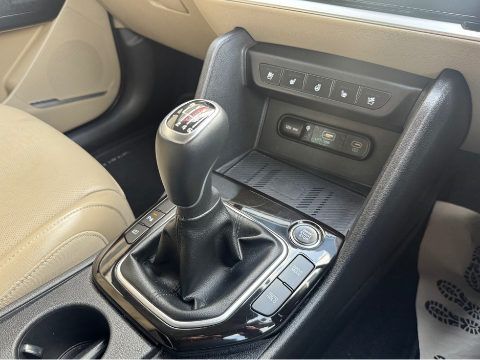 2023 Kia Sportage - image 29