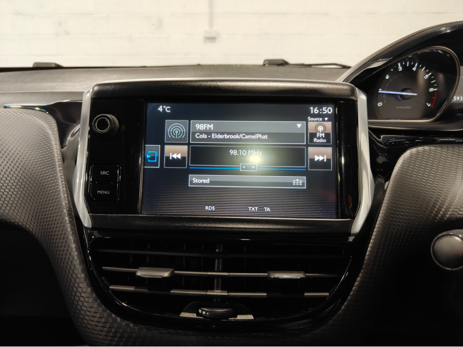 2015 Peugeot 2008 ALLURE 1.2 PURETECH AUTOMATIC €8,250