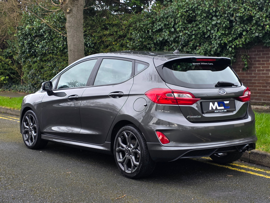 2018 Ford Fiesta - image 13