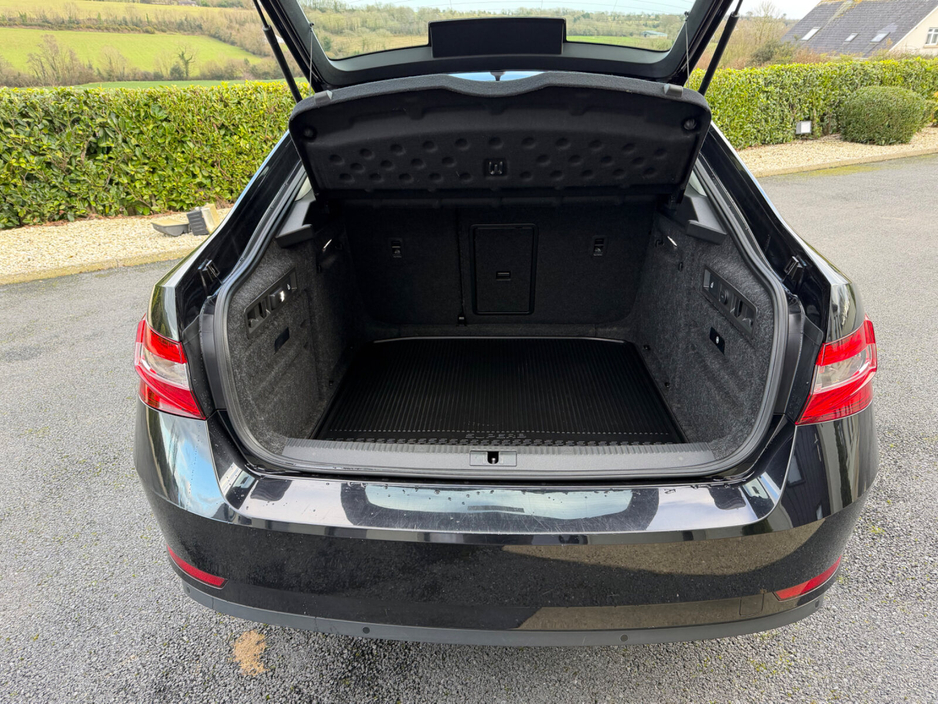 2020 Skoda Superb AMB 2.0TDI 150HP €23,950