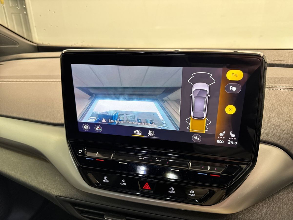 2023 Volkswagen ID.4 - image 21