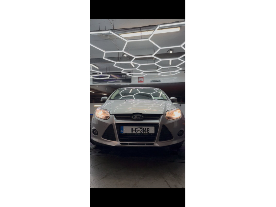 2011 Ford Focus - image 3