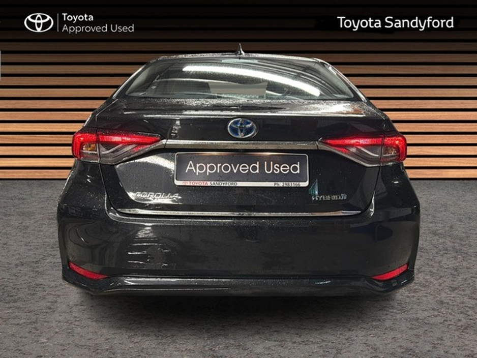 2024 Toyota Corolla HYBRID LUNA AUTO SALOON // TOYOTA SAFETY SENSE // REAR CAMERA // BLUETOOTH // AIR CON // TOYOTA WARRANTY €29,945