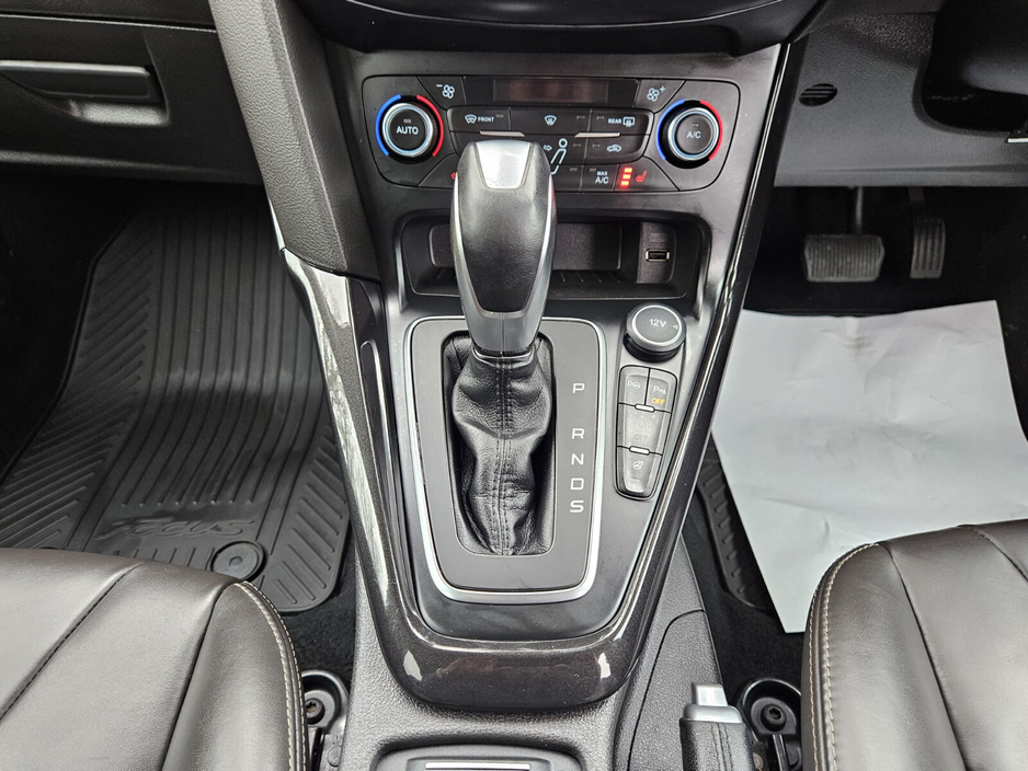2017 Ford Focus - image 29