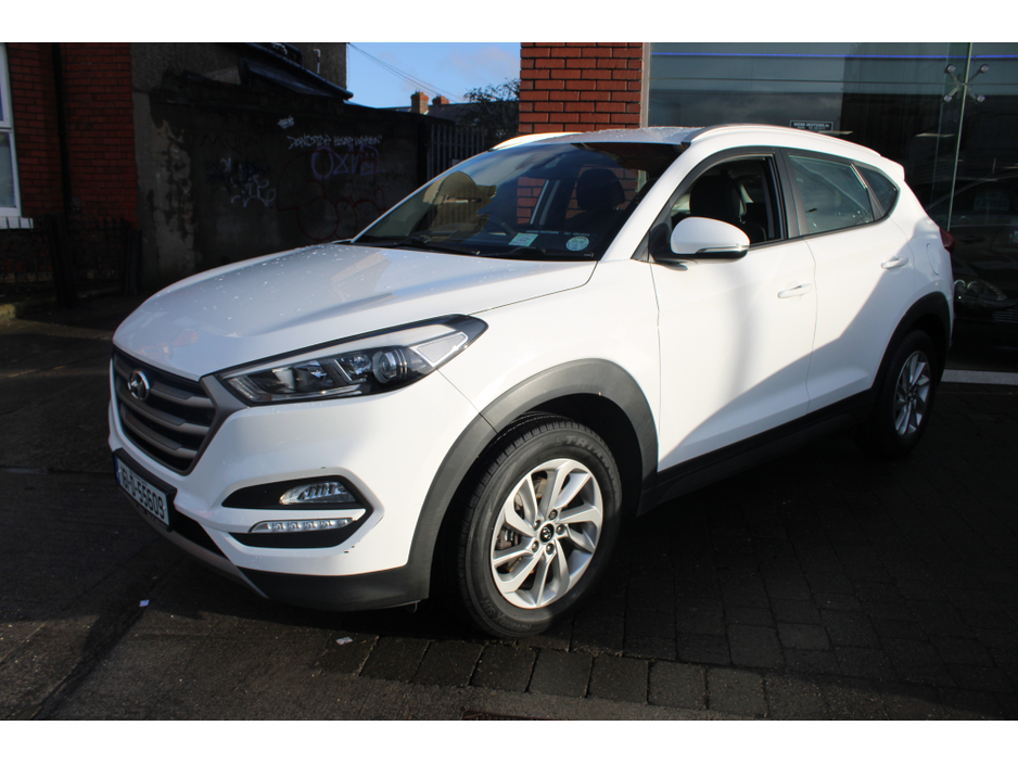 2016 Hyundai Tucson 1.7 CRDI SE NAV BL/DR 5DR €11,850