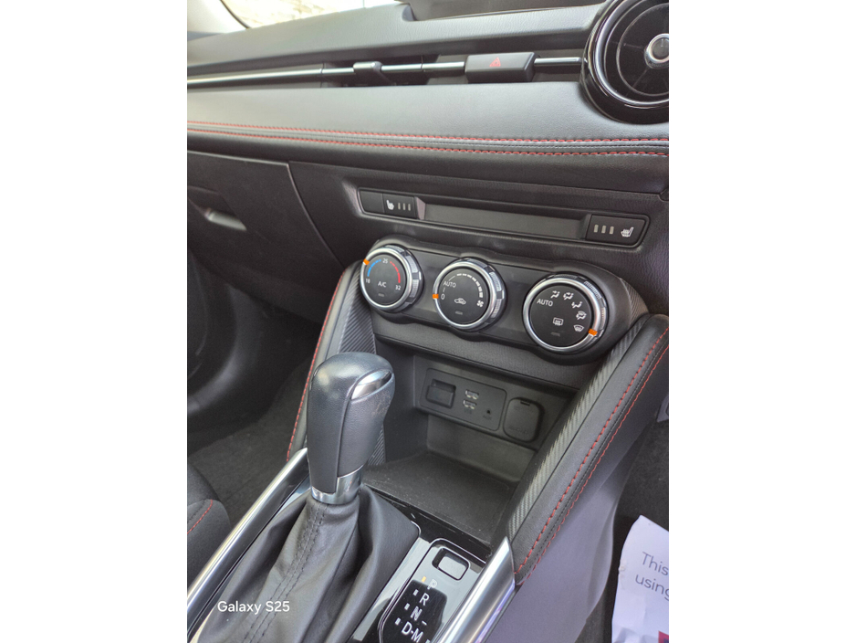 2016 Mazda Demio - image 20