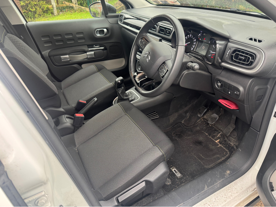 2023 Citroen C3 - image 14