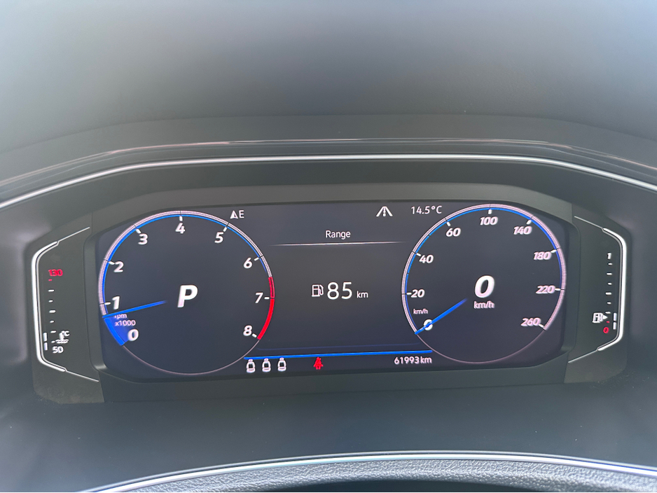 2019 Volkswagen T-Roc - image 15