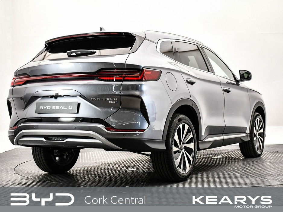 2025 BYD Seal U - image 6