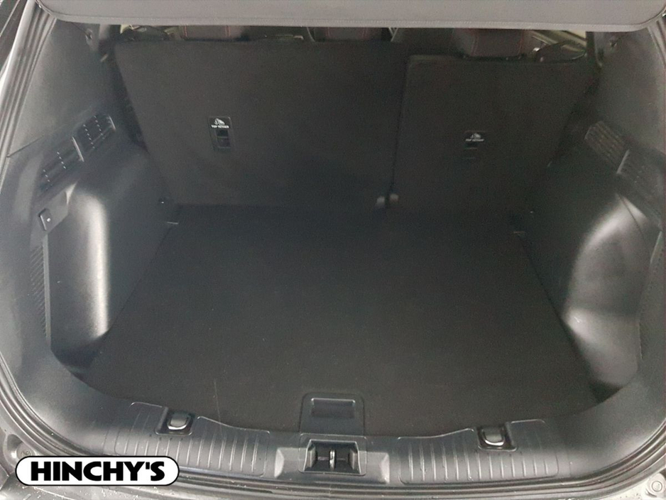 2022 Ford Kuga - image 9