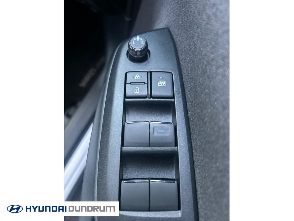 2023 Toyota Yaris CR Cross Luna 4DR Auto