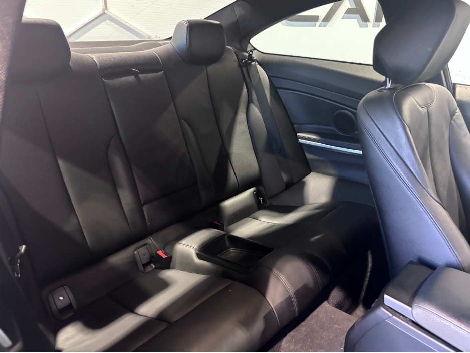 2020 BMW 4 Series - image 5