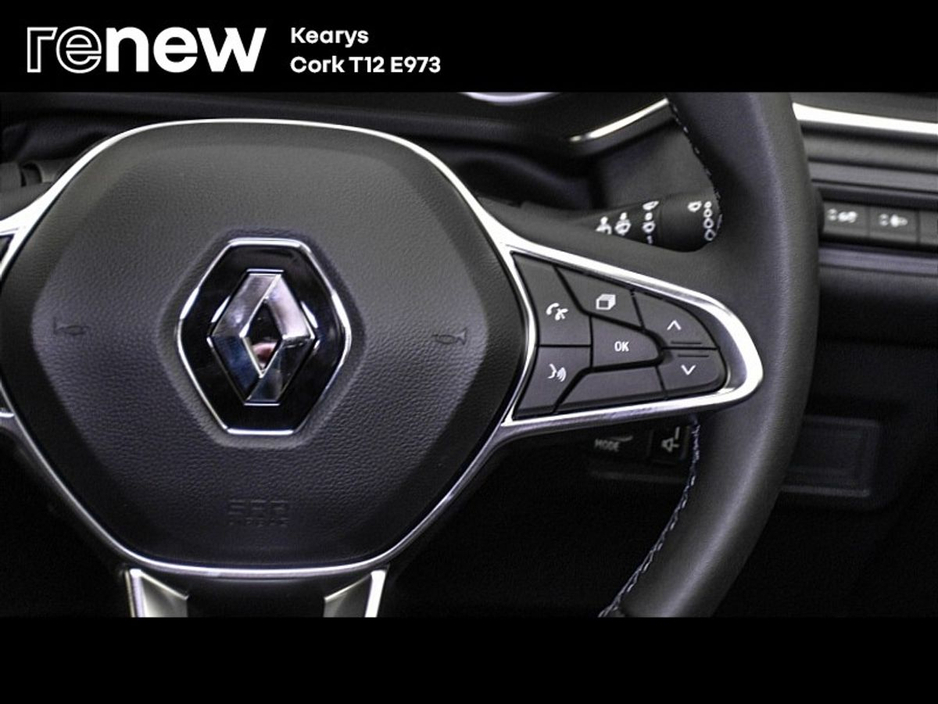 2022 Renault Captur - image 16