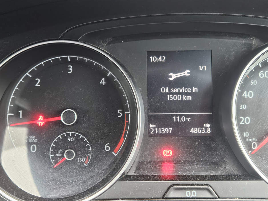 2017 Volkswagen Golf - image 7