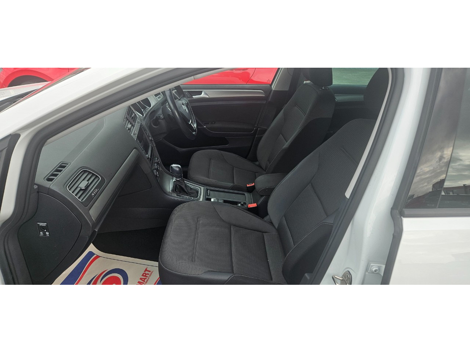 2016 Volkswagen Golf - image 25