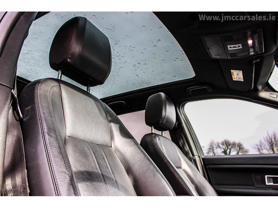 2019 Land Rover Discovery Sport - image 15